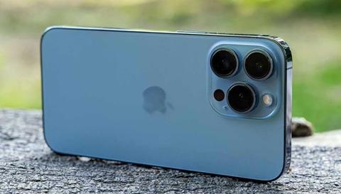 ايفون 16 برو “Iphone 16 Pro” تسريب مذهل يكشف عن