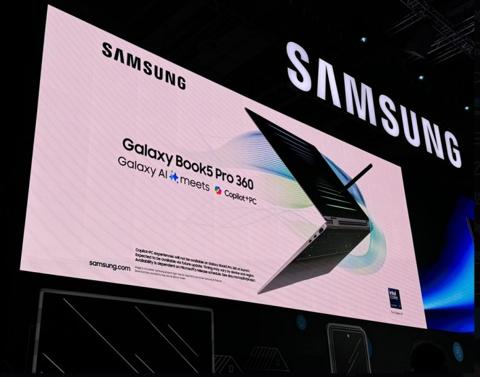 سامسونج تكشف عن Galaxy Book 5 Pro 360 وتطلق