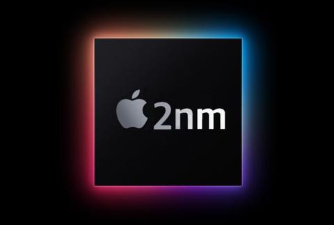 من iPhoneIslam.com، شعار التفاحة على خلفية سوداء.