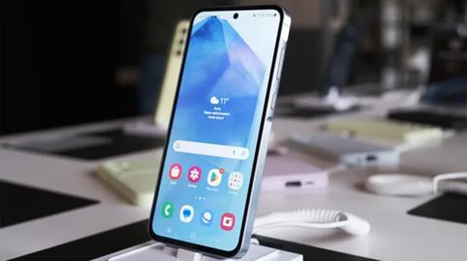 جالكسي اي 55 – Galaxy A55 يُبهر الخبراء من جديد