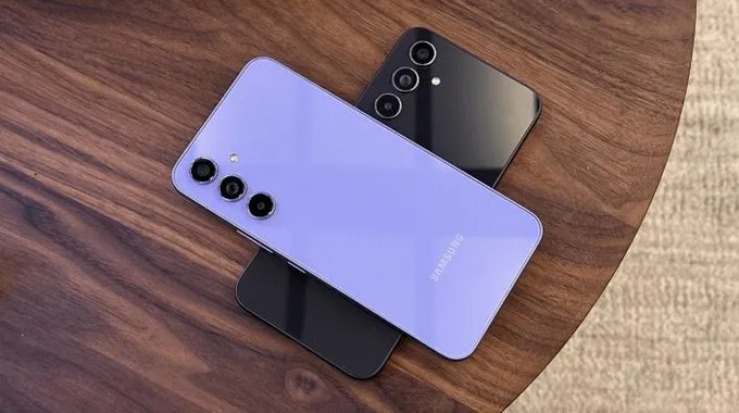 جالكسي اى 54 – Galaxy A54 زعيم الهواتف المتوسطة بمواصفات رهيبة وسعره المميز بالوطن العربي